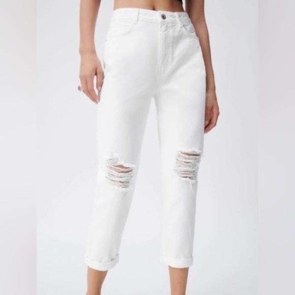 ZARA White Relaxed Fit Distressed Jeans Size 6 - Picture 4 of 7